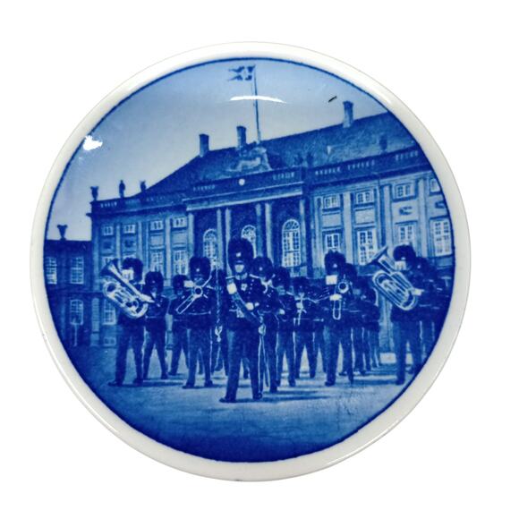 Set Of 6 Royal Copenhagen Collector Mini Plates Delft Blue Wall Decor Denmark 3" - Picture 4 of 8